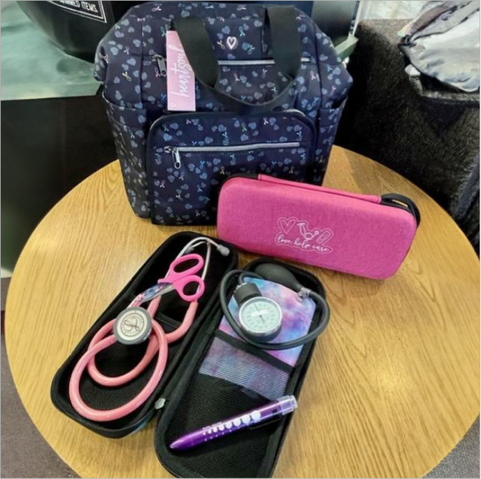 La Enfermera y Algo Más-accesorios